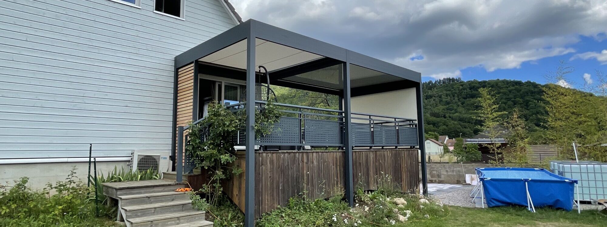 PERGOLA MODULABLE AVEC TOITURE FIXE ET STORE 2000X750 | Delta systems Peut-on vraiment profiter de sa pergola toute l’année ? Rixheim